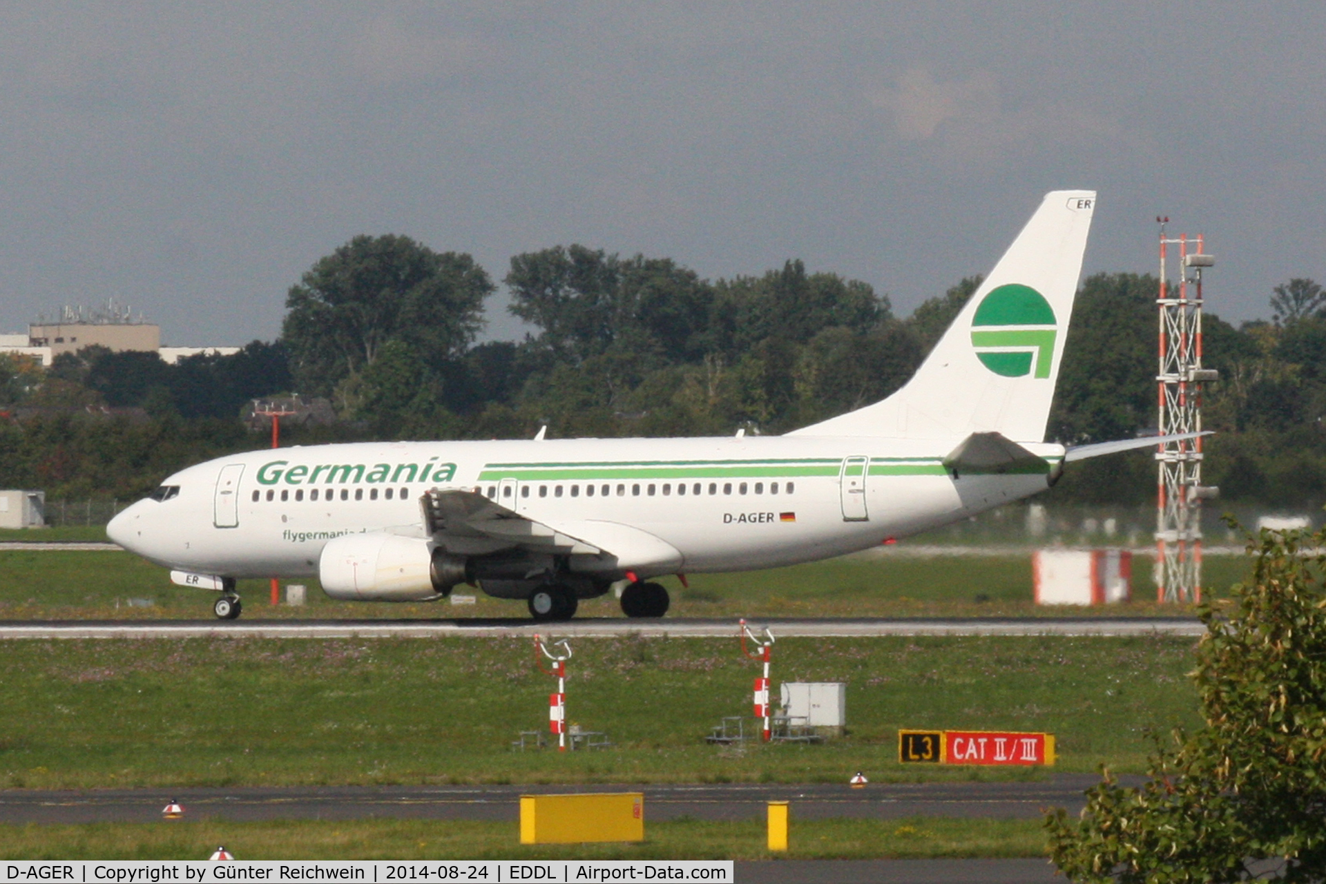 D-AGER, 1998 Boeing 737-75B C/N 28107, departing