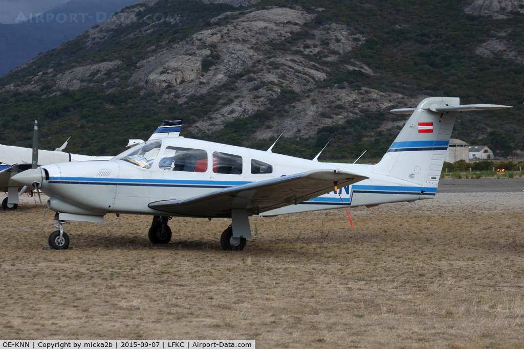 OE-KNN, 1983 Piper PA-28RT-201T Turbo Arrow IV Arrow IV C/N 28R-8331017, Parked