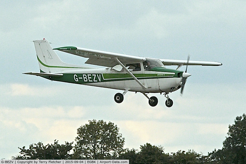 G-BEZV, 1976 Reims F172M Skyhawk Skyhawk C/N 1474, At 2015 LAA Rally at Sywell