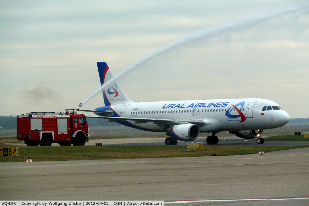 VQ-BFV, 1999 Airbus A320-214 C/N 1152, First visit