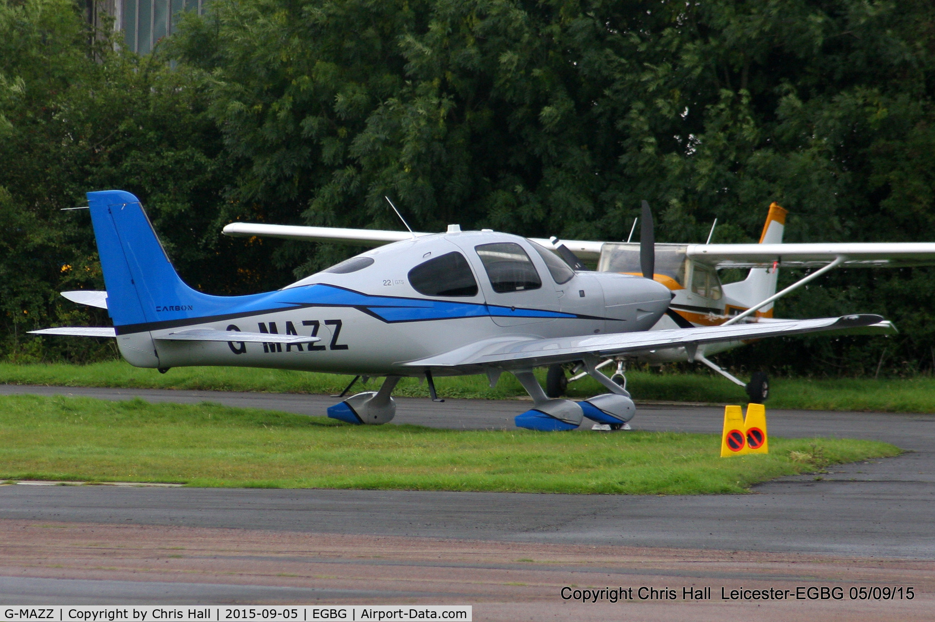 G-MAZZ, 2014 Cirrus SR22 C/N 4135, at Leicester