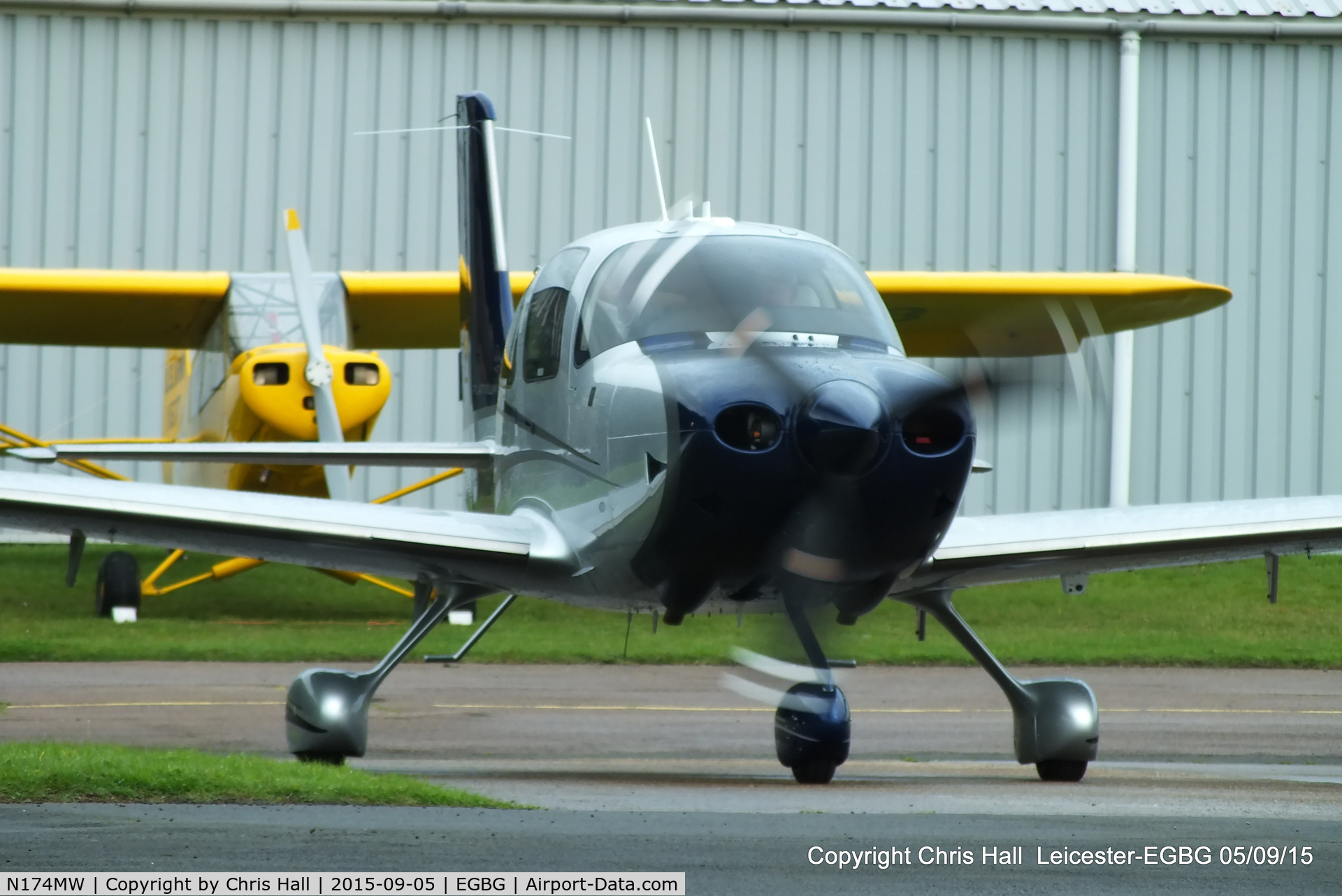 N174MW, 2015 Cirrus SR-22T G5-GTS Platinum C/N 1104, at Leicester