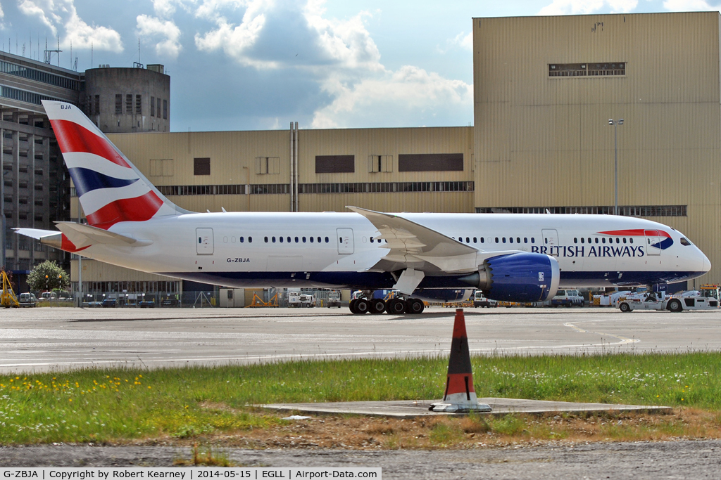 G-ZBJA, 2013 Boeing 787-8 Dreamliner C/N 38609, On tow to parking