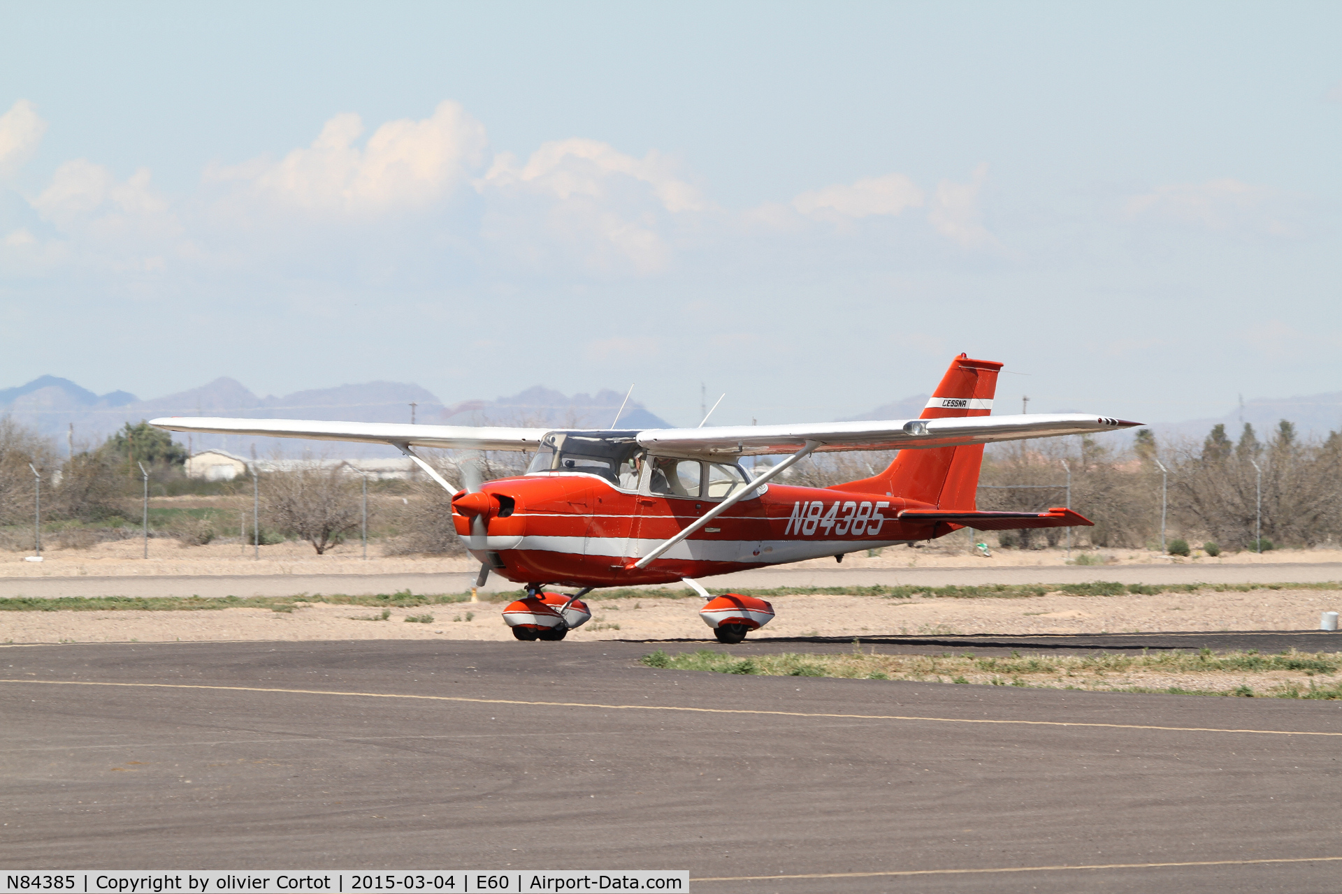 N84385, 1969 Cessna 172K Skyhawk C/N 17258453, Seen in Arizona