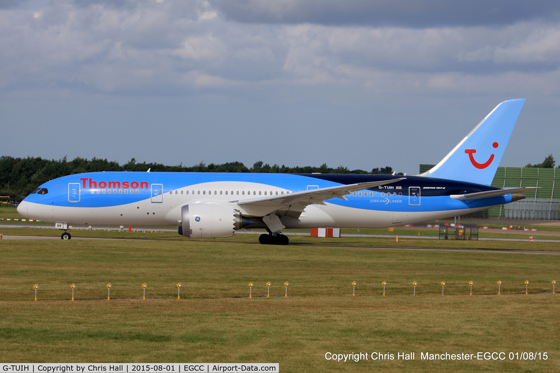 G-TUIH, 2015 Boeing 787-8 Dreamliner C/N 37229, Thomson