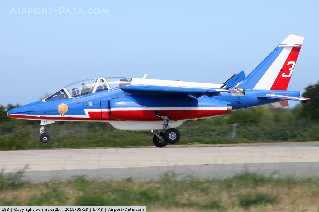 E88, Dassault-Dornier Alpha Jet E C/N E88, Landing