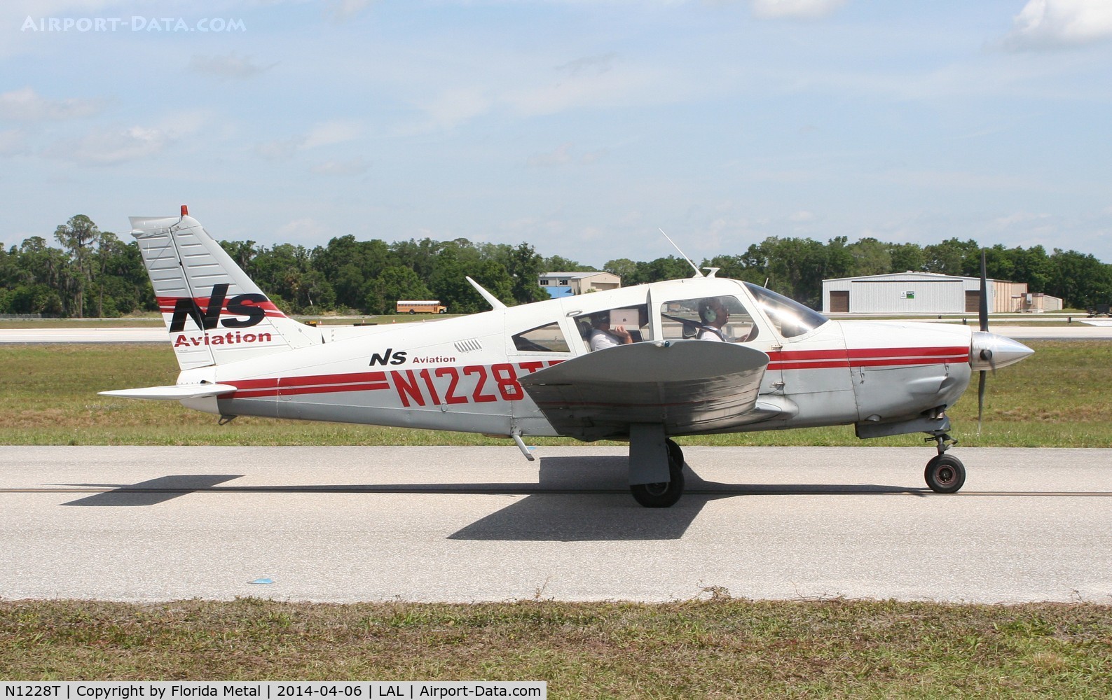 N1228T, 1972 Piper PA-28R-200 C/N 28R-7235242, PA-28R-200