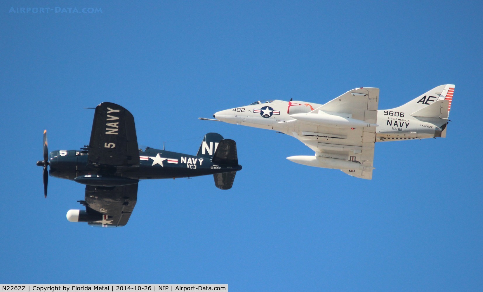 N2262Z, Douglas A-4C Skyhawk C/N 12377, A-4 Skyhawk with F4U Corsair