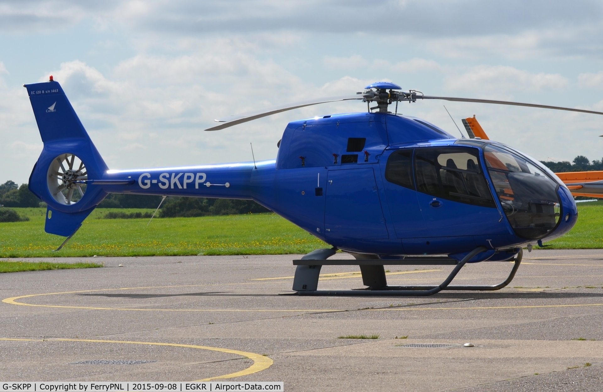 G-SKPP, 2006 Eurocopter EC-120B Colibri C/N 1463, EC120 in front of the hangar in Redhill