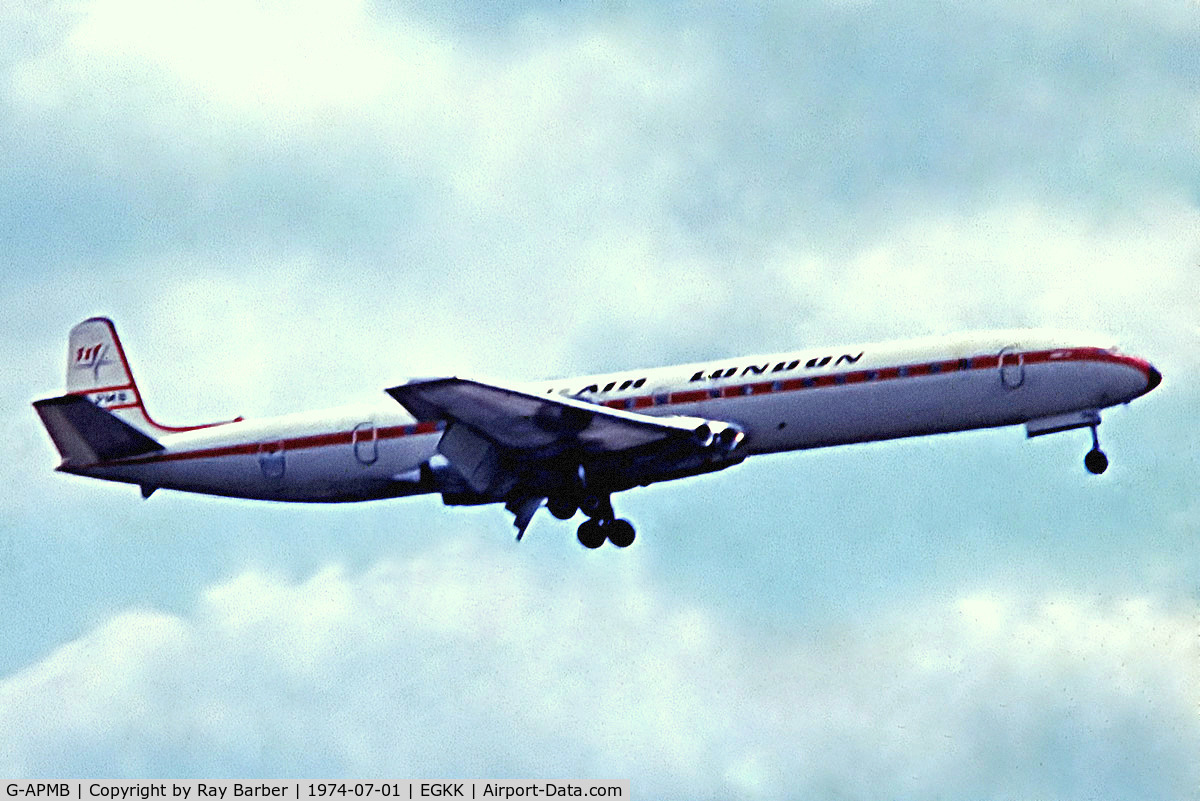 G-APMB, 1959 De Havilland DH.106 Comet 4B C/N 6422, De Havilland DH.106 Comet 4B [6422] (Dan-Air London) Gatwick~G 01/07/1974. From a slide.