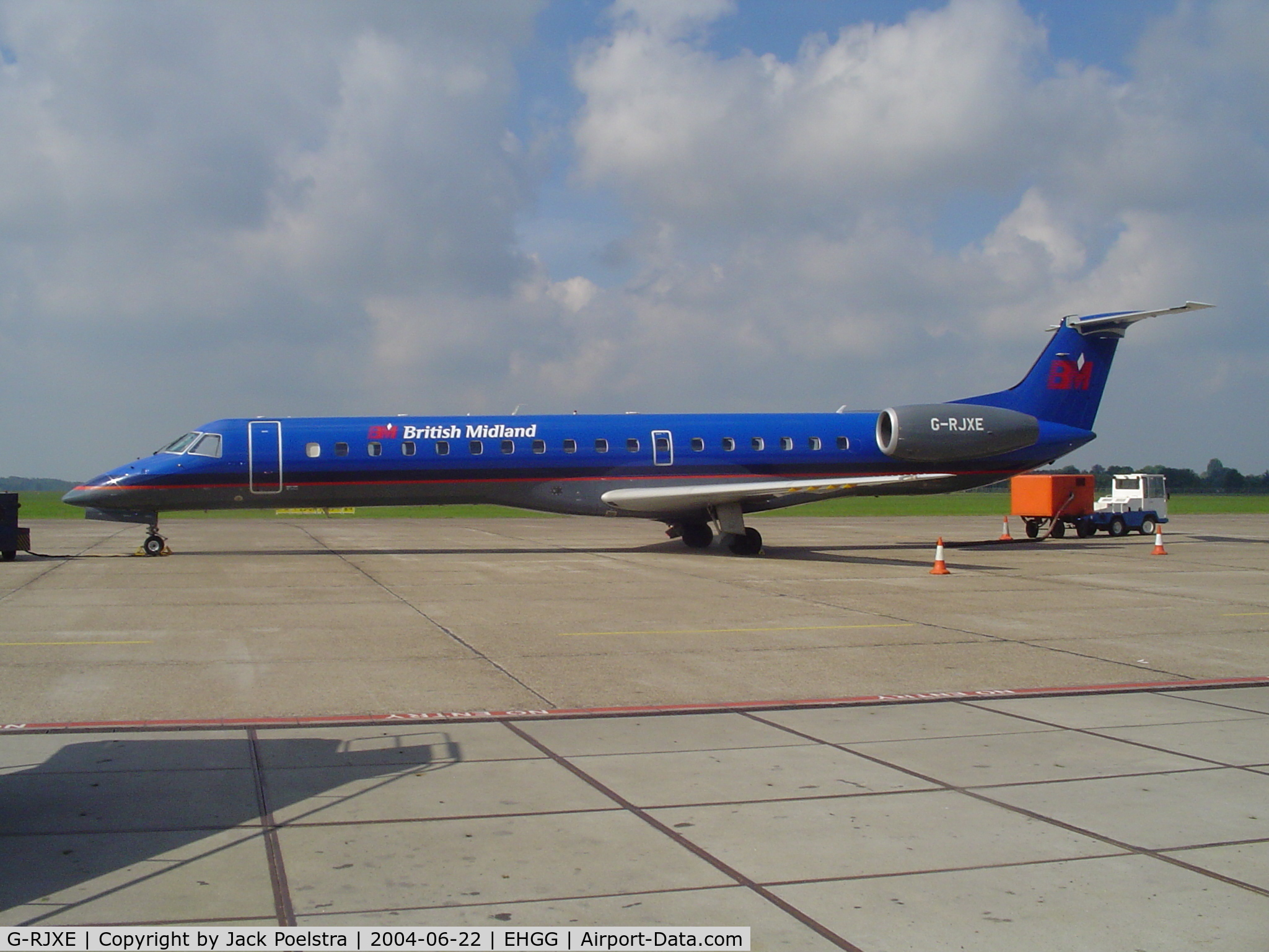 G-RJXE, 2000 Embraer EMB-145EP (ERJ-145EP) C/N 145245, British Midland at Groningen airport