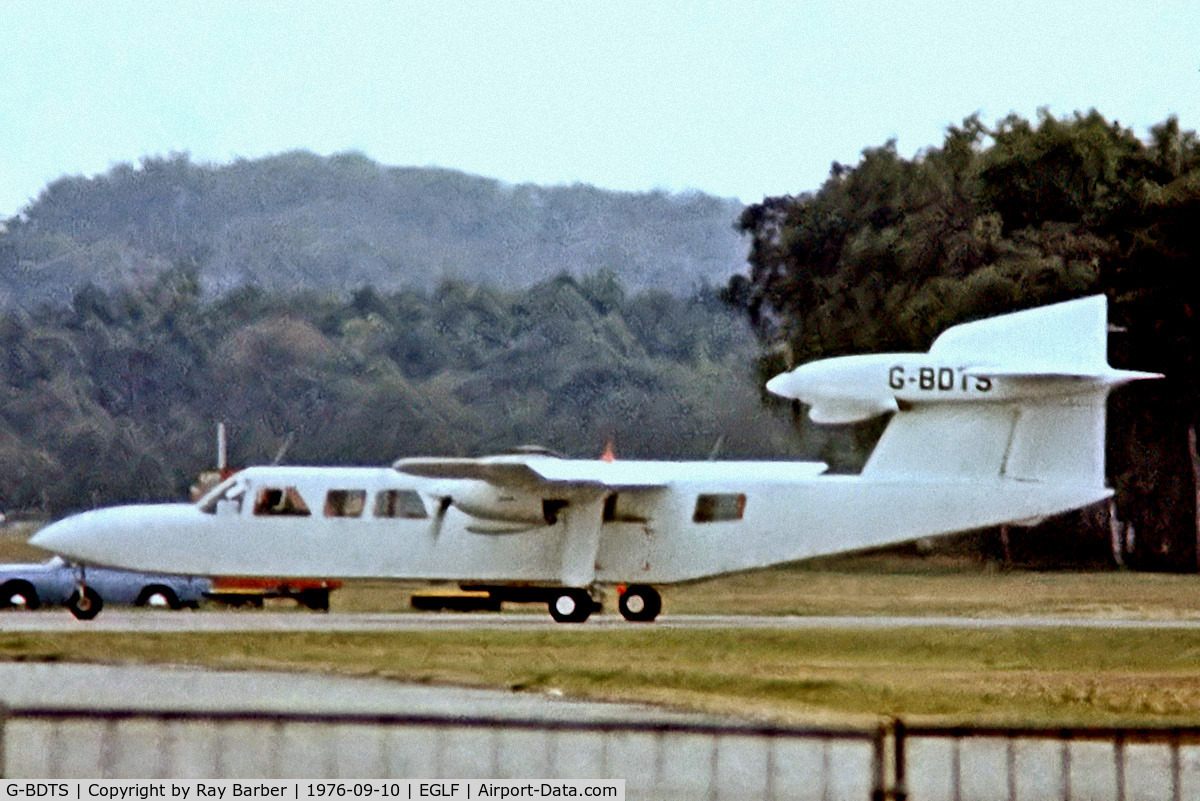 G-BDTS, 1976 Britten-Norman BN-2A Mk.III-2 Trislander C/N 1030, Britten-Norman BN-2A Mk.III-2 Trislander [1030] (Britten-Norman) Farnborough~G 10/09/1976