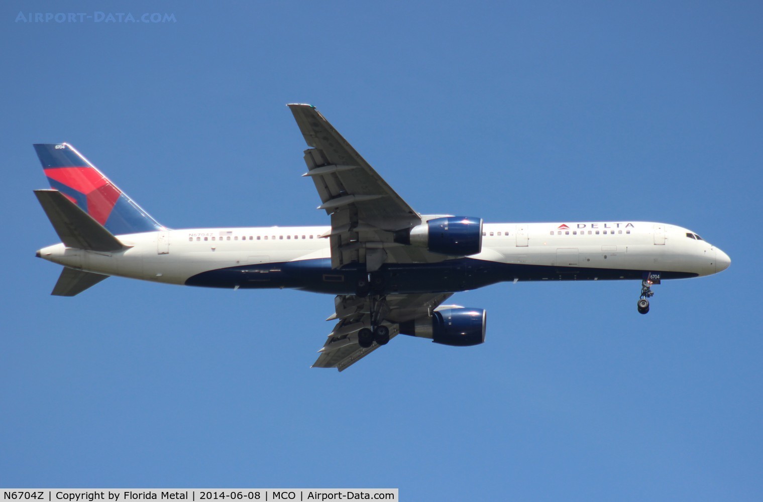 N6704Z, 2000 Boeing 757-232 C/N 30396, Delta