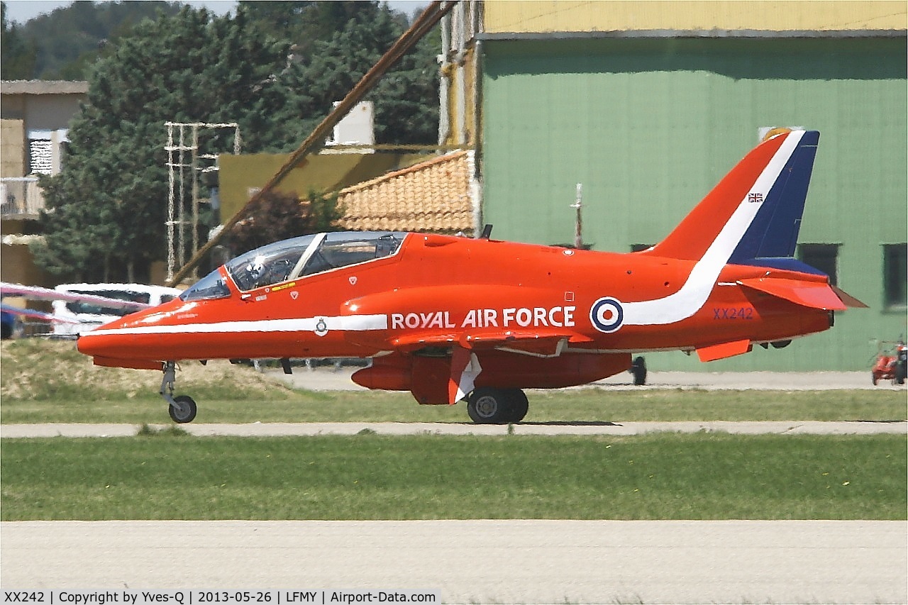 XX242, 1978 Hawker Siddeley Hawk T.1 C/N 078/312078, Royal Air Force Red Arrows Hawker Siddeley Hawk T.1, Taxiing to parking area, Salon de Provence Air Base 701 (LFMY) Open day 2013