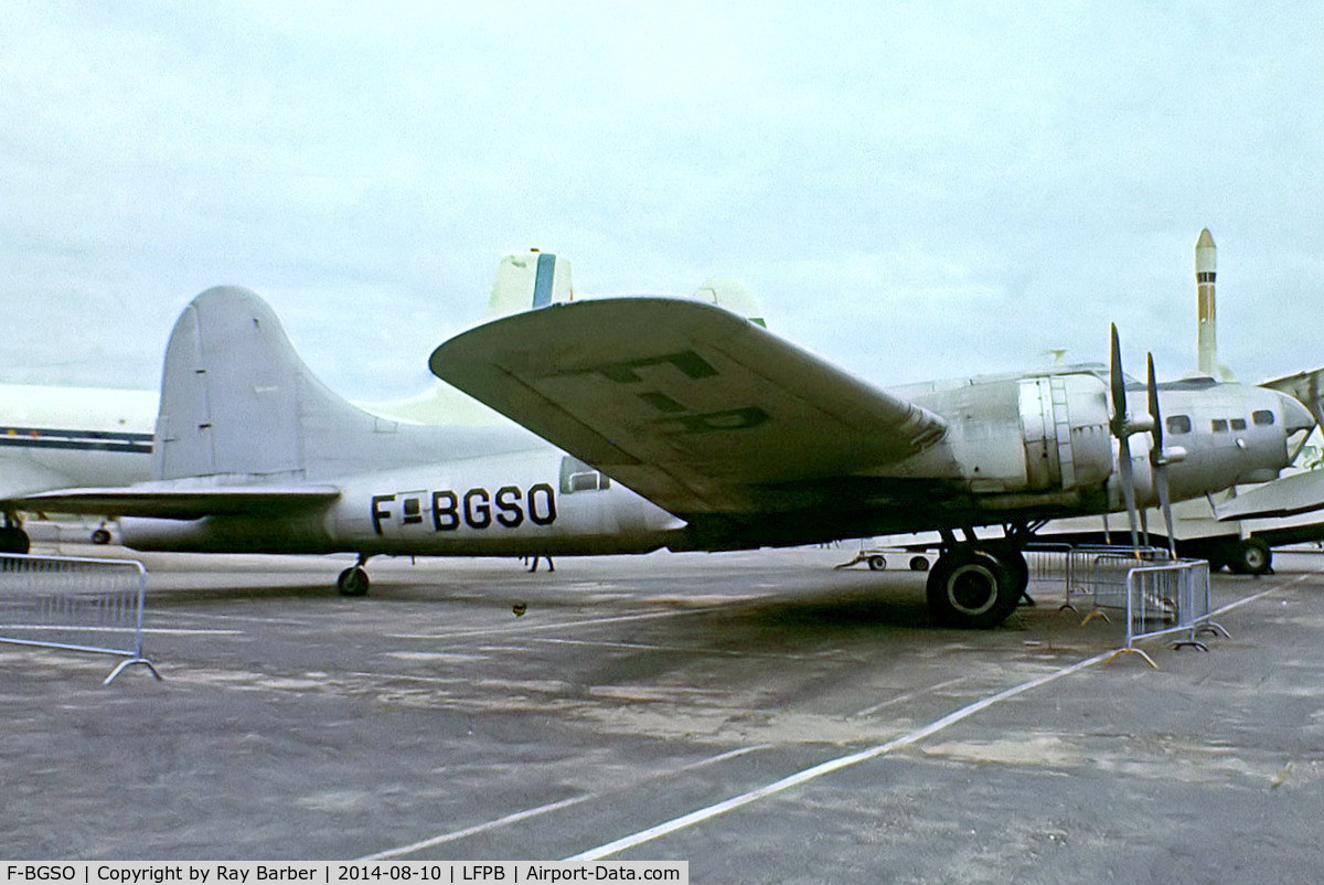F-BGSO, 1944 Lockheed B-17G-85-VE Fortress C/N 8289, Boeing B-17G Flying Fortress [8289] Paris Le-Bourget~F 13/06/1981. From a slide.