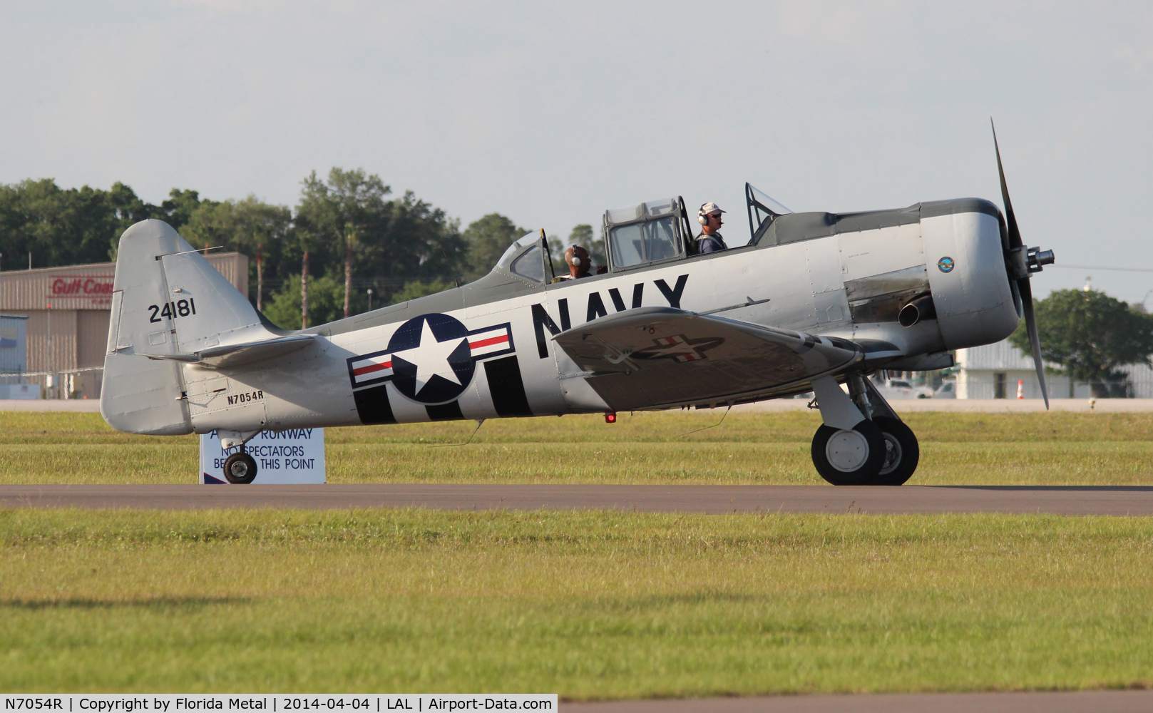 N7054R, 1943 North American AT-6C Texan C/N 88-112429, AT-6C