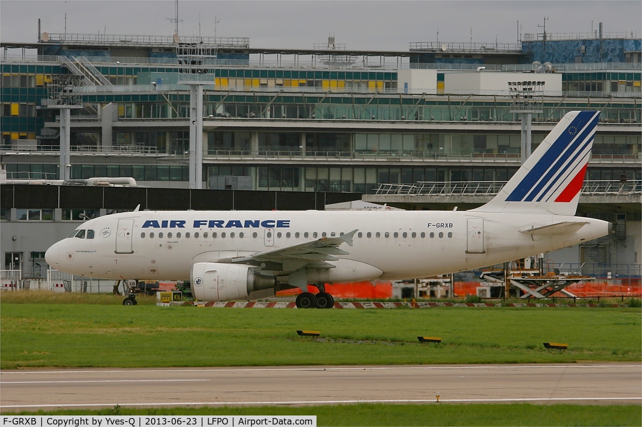 F-GRXB, 2001 Airbus A319-111 C/N 1645, Airbus A319-111, Taxiing to boarding area, Paris-Orly Airport (LFPO-ORY)