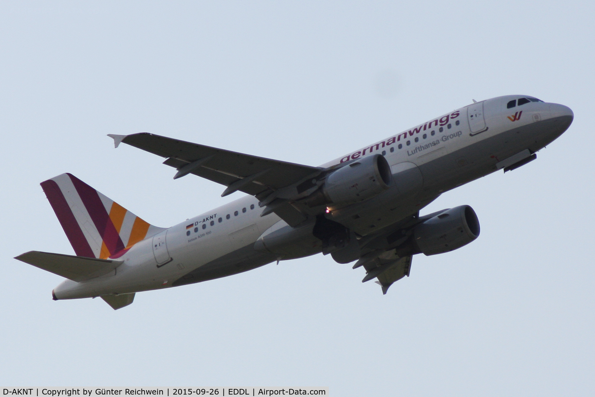 D-AKNT, 2005 Airbus A319-112 C/N 2607, Departing