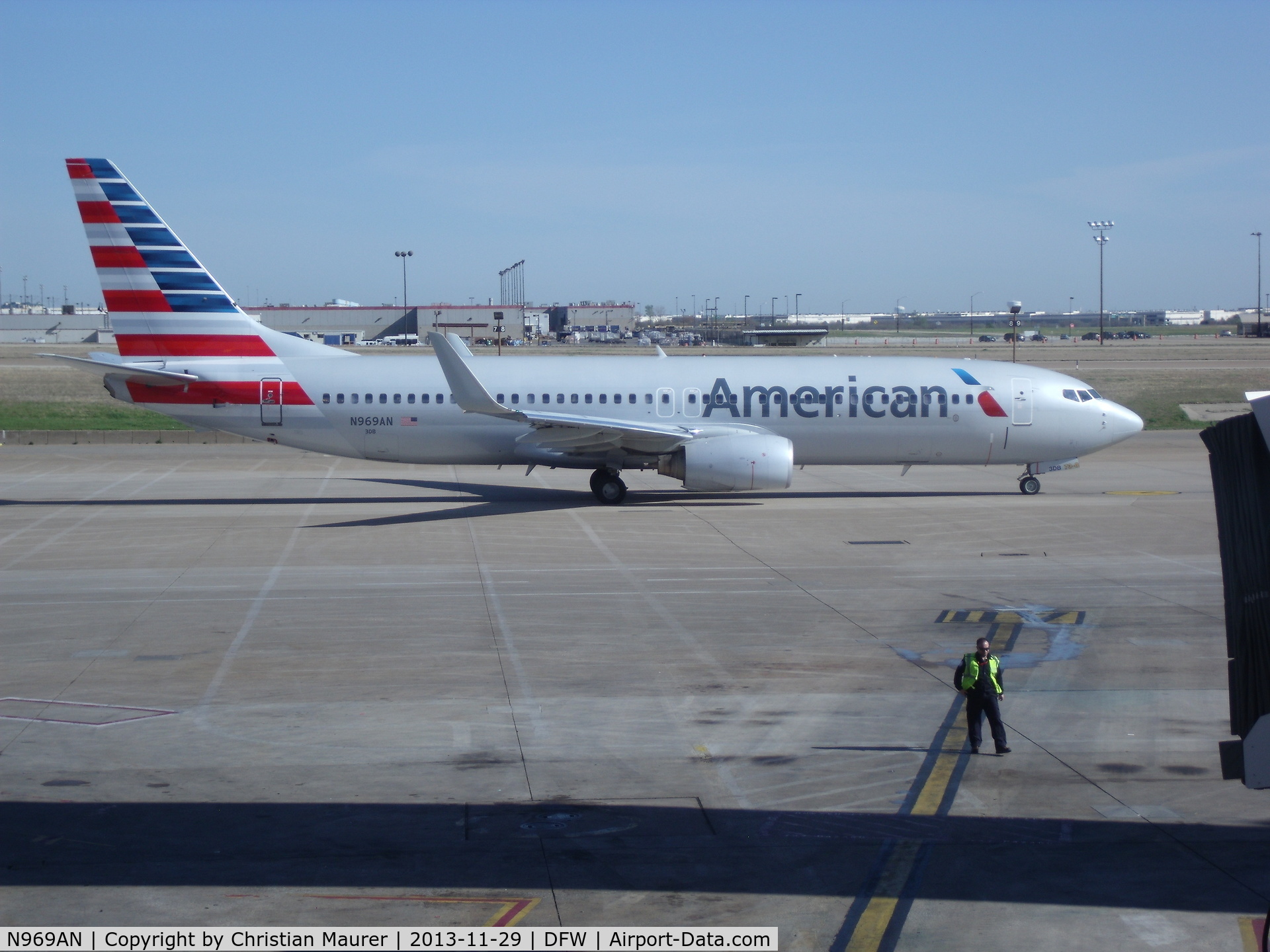 N969AN, 2001 Boeing 737-823 C/N 29546, American Airlines New Livery 738
