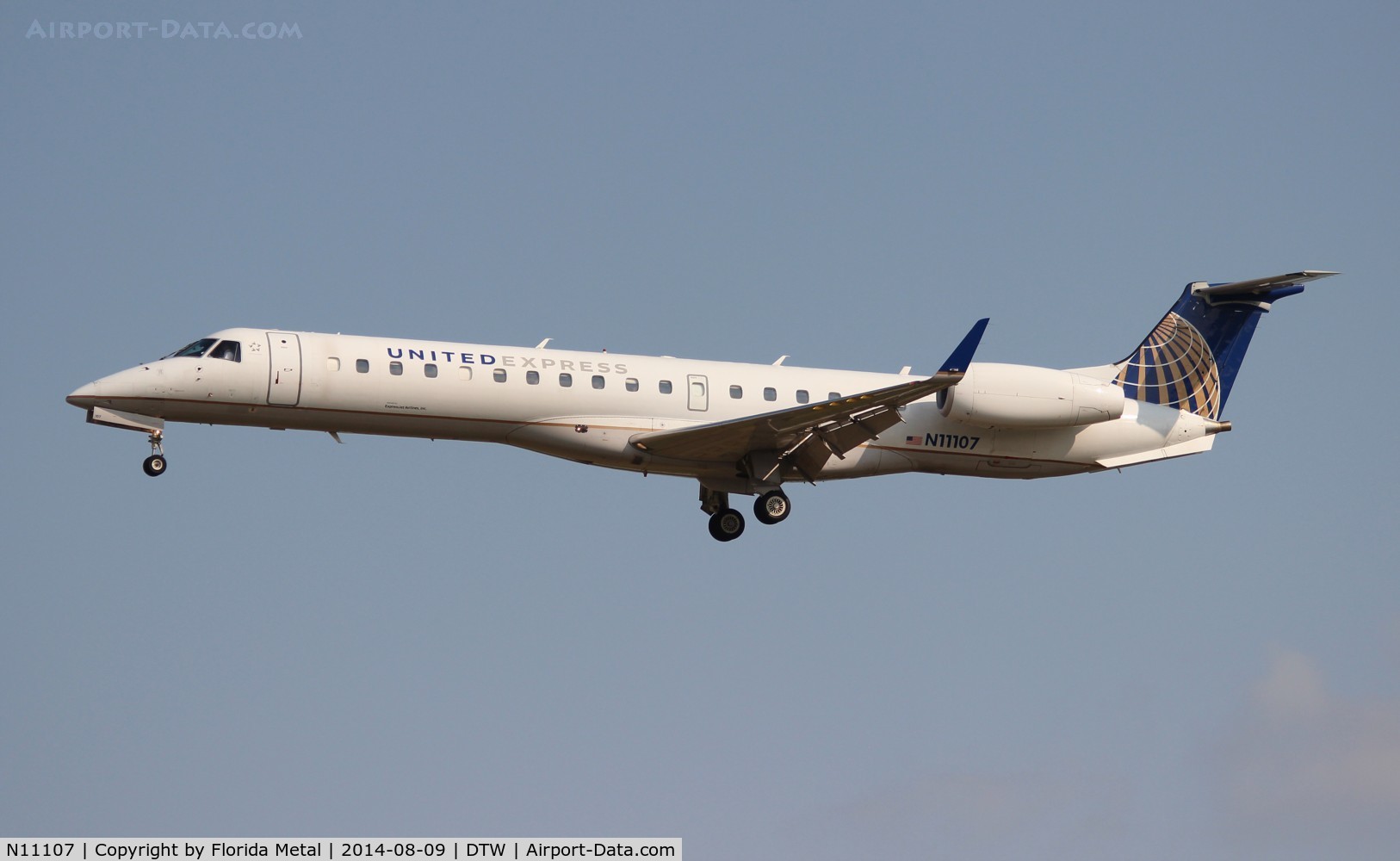 N11107, 2002 Embraer ERJ-145XR (EMB-145XR) C/N 145654, United Express