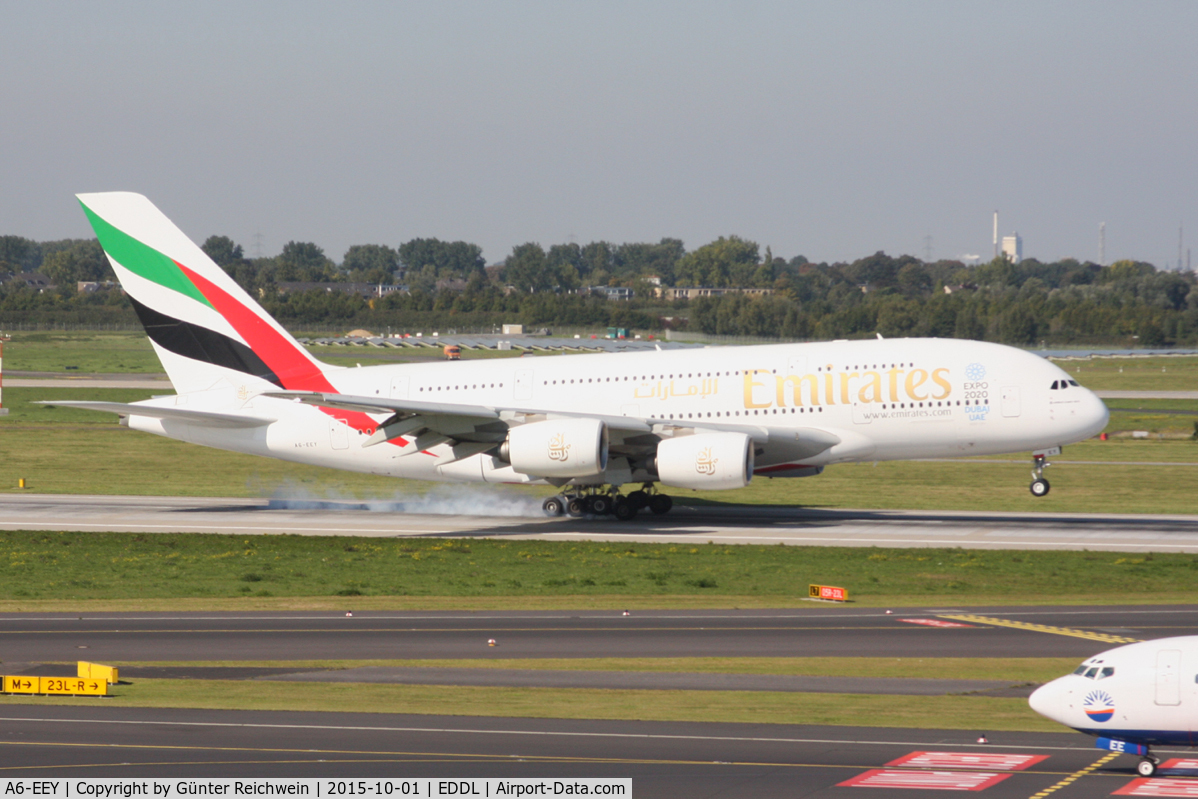 A6-EEY, 2014 Airbus A380-861 C/N 157, Touchdown