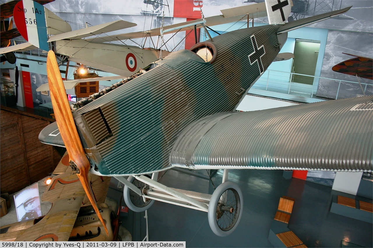 5998/18, 1918 Junkers J-9 (D-1) C/N Not found 5998/18, Junkers J-9, Preserved at Air and Space Museum, Paris-Le Bourget (LFPB-LBG)