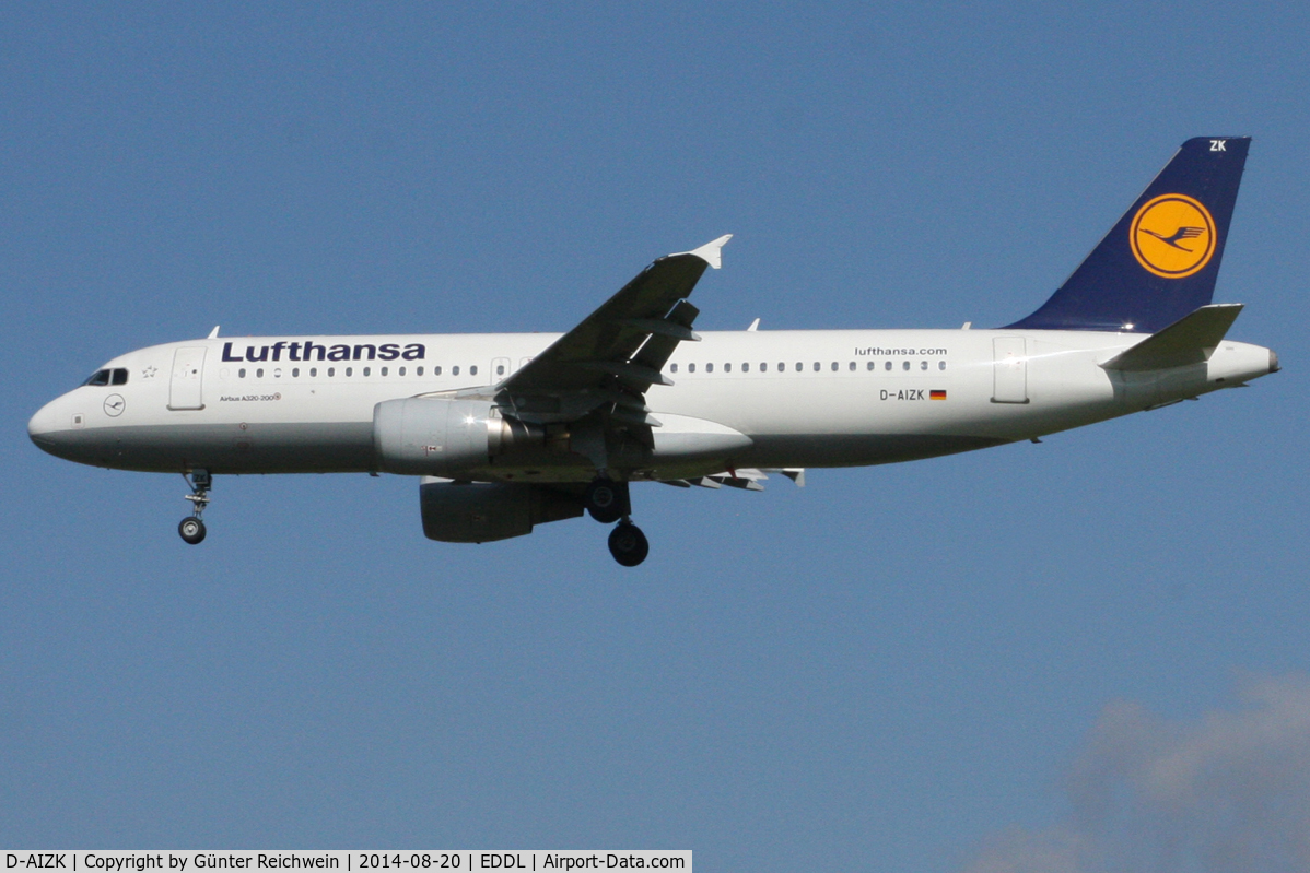 D-AIZK, 2012 Airbus A320-214 C/N 5122, Arriving