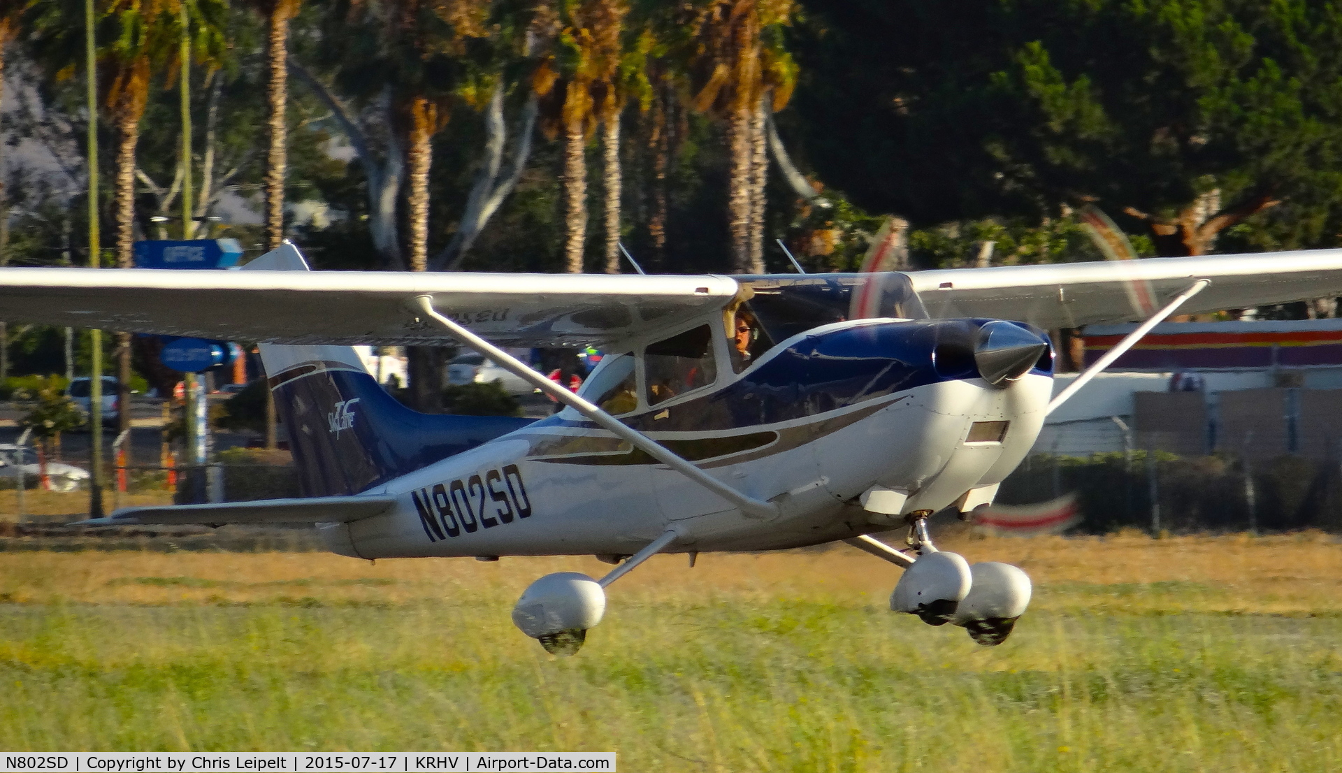 N802SD, 2004 Cessna T182T Turbo Skylane C/N T18208239, Locally-based 2004 Cessna T182T departing on runway 31R at Reid Hillview Airport, San Jose, CA.