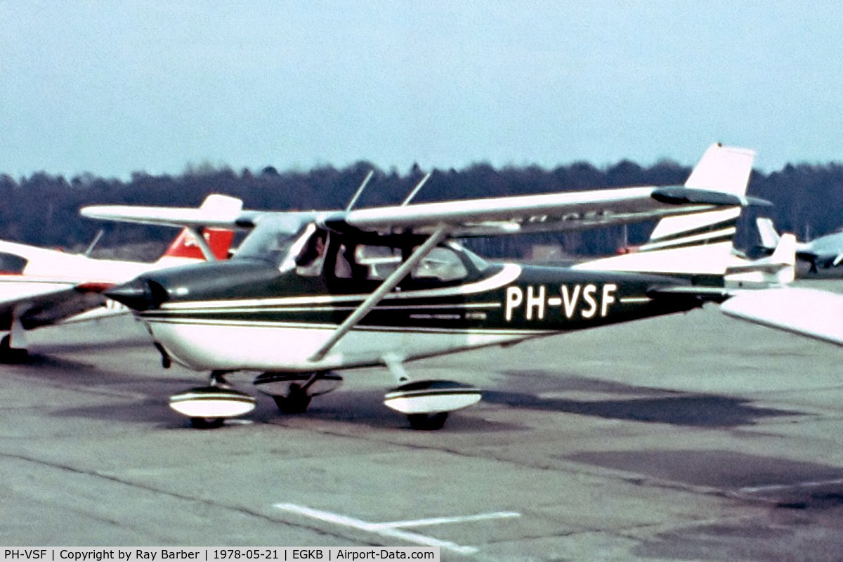 PH-VSF, 1972 Reims F172L Skyhawk C/N 0877, R/Cessna 172L Skyhawk [0877] Biggin Hill~G 21/05/1978. From a slide.
