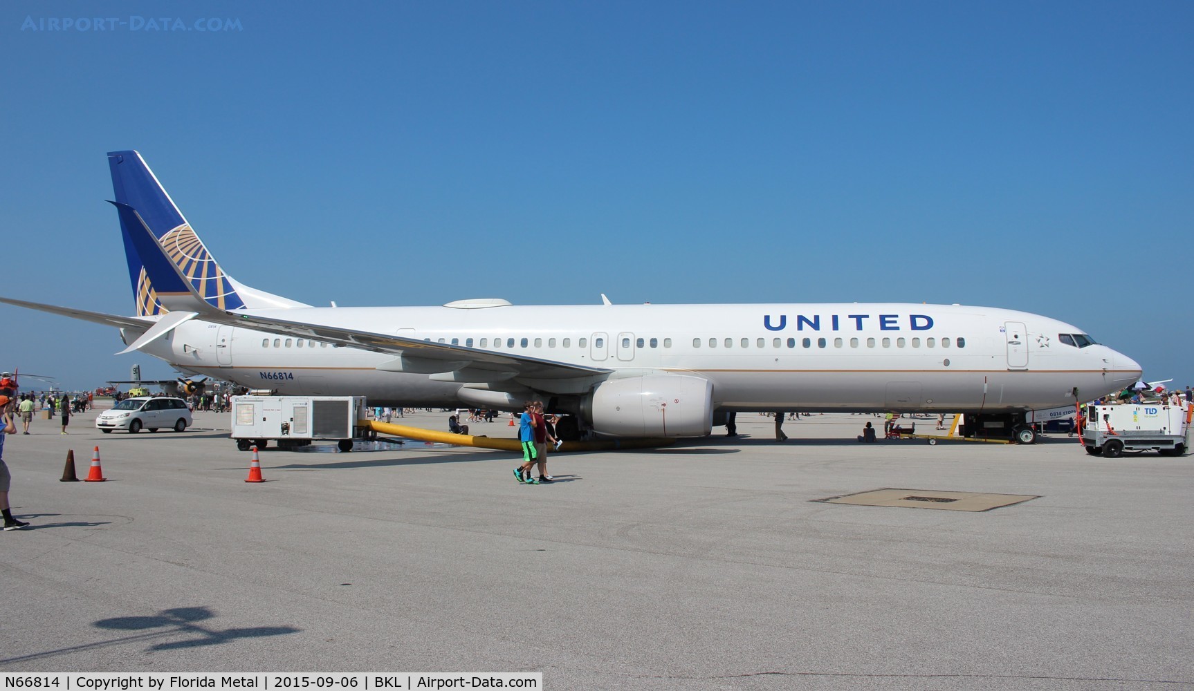 N66814, 2014 Boeing 737-924/ER C/N 42745, United 737-900
