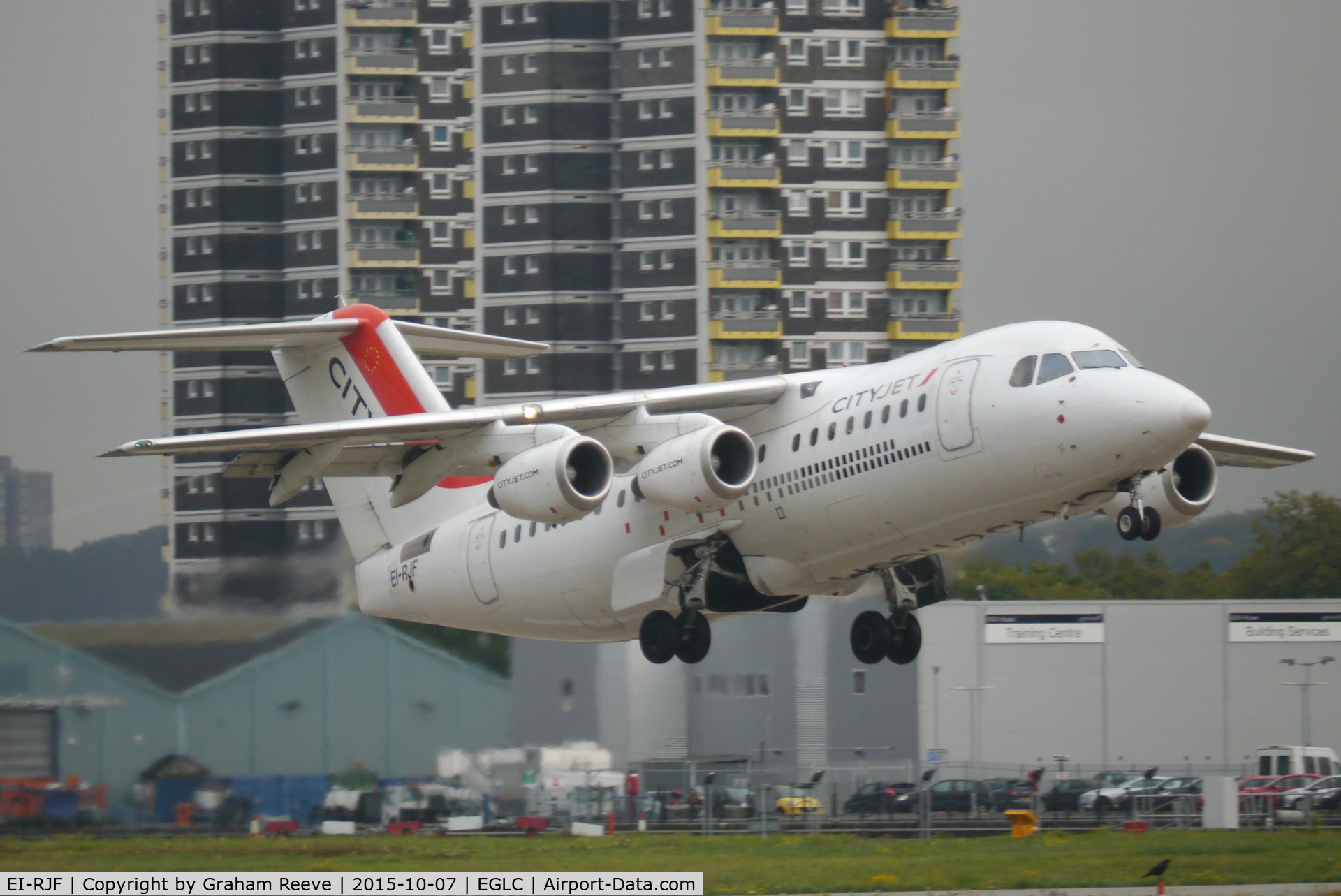 EI-RJF, 1998 British Aerospace Avro 146-RJ85A C/N E2337, Departing from London City Airport.