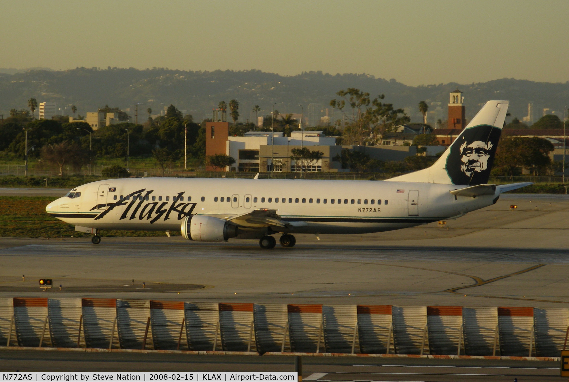 N772AS, 1993 Boeing 737-4Q8 C/N 25105, Alaska Airlines 1993 747-4Q8 lined up for takeoff @ Los Angeles International Airport, CA