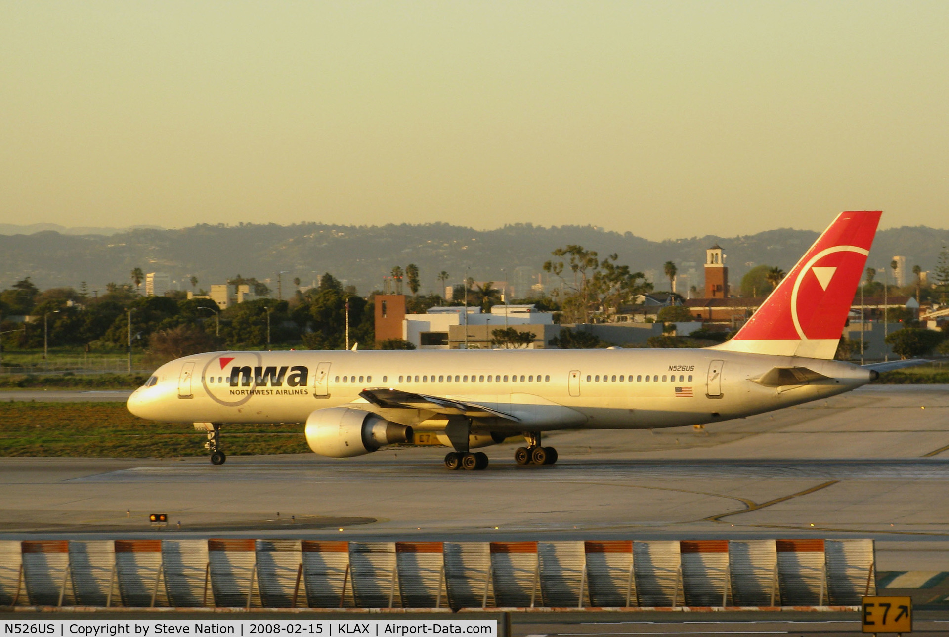 N526US, 1987 Boeing 757-251 C/N 23620, NWA Northwest Airlines 1987 757-251 lined up for takeoff @ Los Angeles International Airport, CA