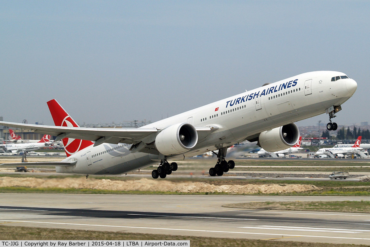 TC-JJG, 2010 Boeing 777-300/ER C/N 40791, Boeing 777-3F2ER [40791] (THY Turkish Airlines) Istanbul-Ataturk~TC 18/04/2015