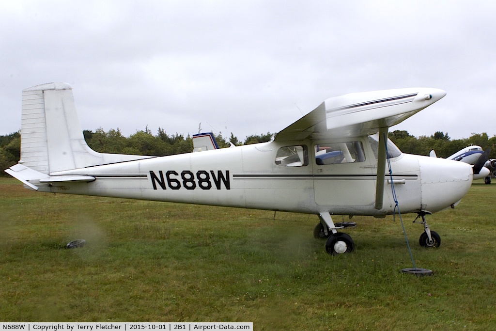 N688W, 1956 Cessna 172 C/N 28695, A wet afternoon at Cape Cod Airport , MA