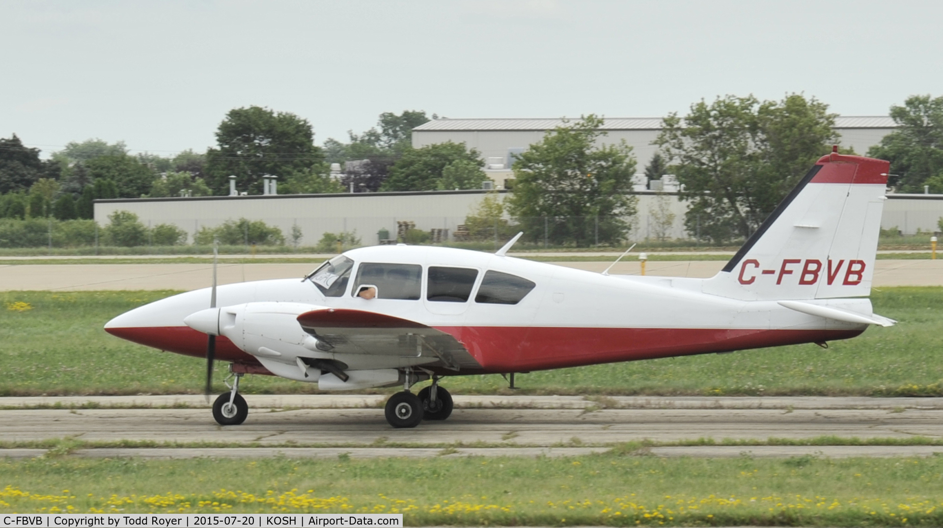 C-FBVB, 1978 Piper PA-23-250 Aztec C/N 27-7854001, Airventure 2015