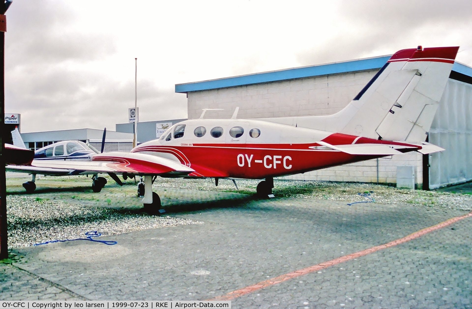 OY-CFC, 1970 Cessna 414 Chancellor C/N 414-0067, Roskilde Denmark 23.7.99