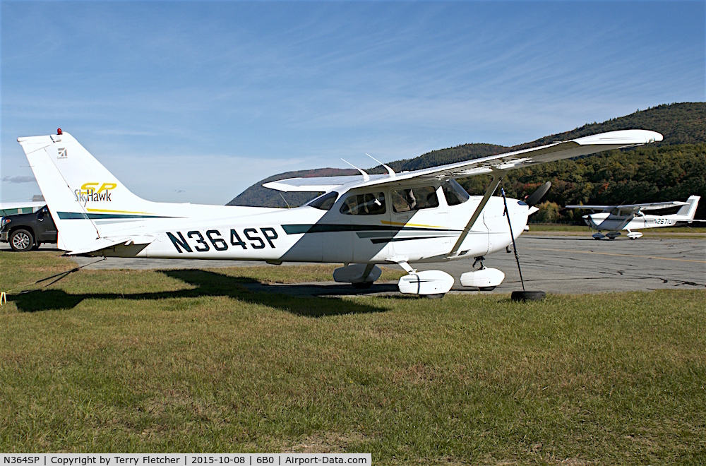 N364SP, 2001 Cessna 172S C/N 172S8782, At Middlebury State Airport , Vermont