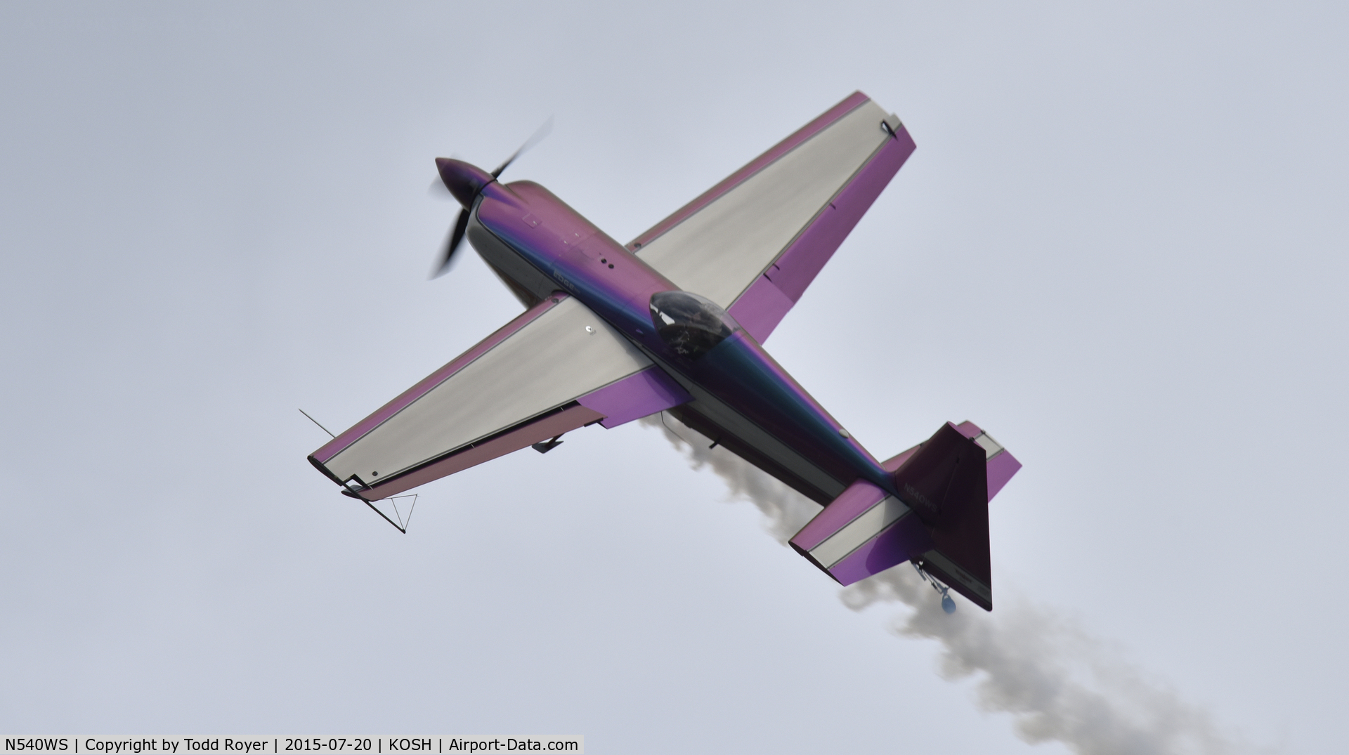 N540WS, 2002 Zivko Edge 540 C/N 0032, Airventure 2015