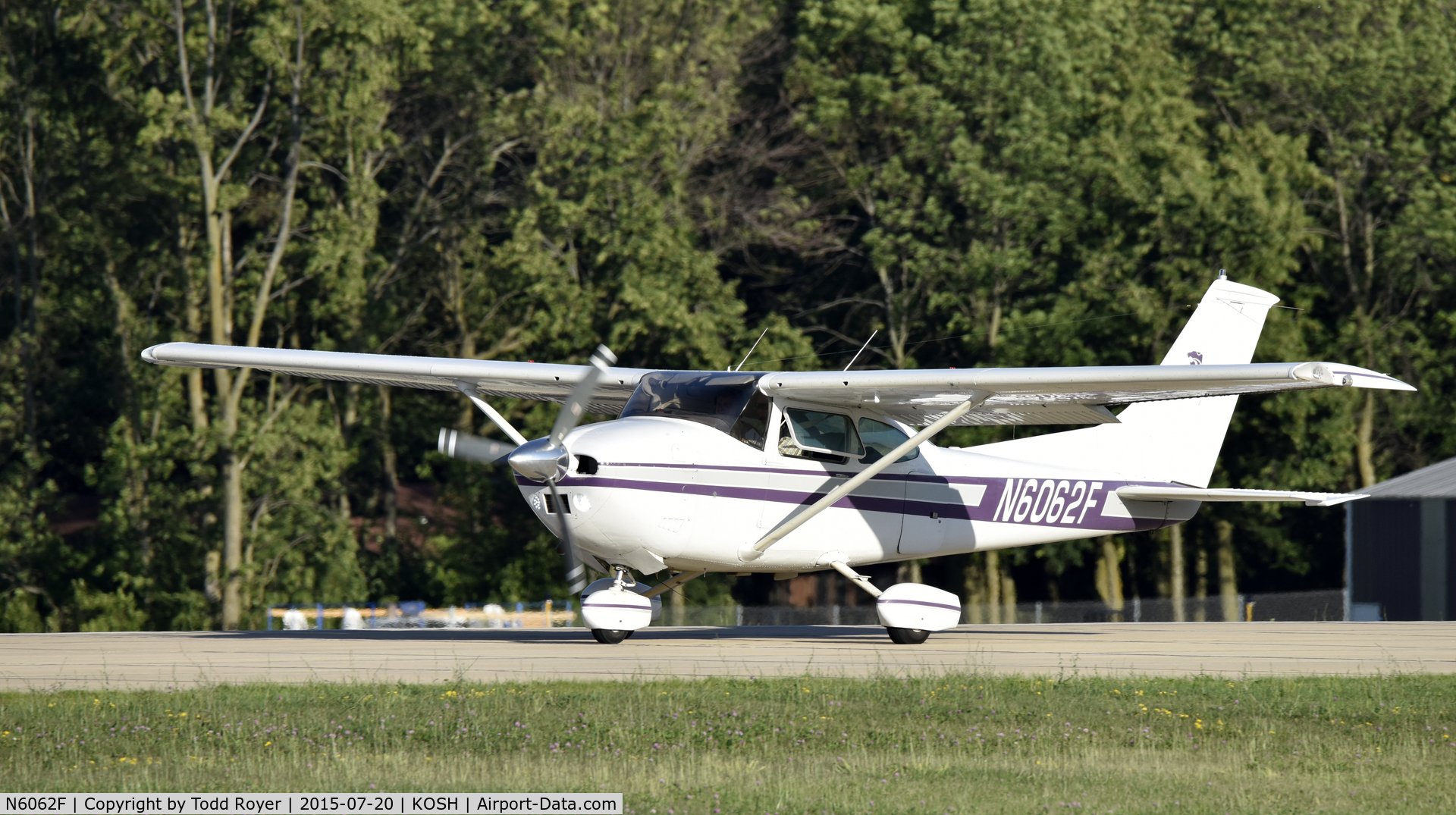 N6062F, 1975 Cessna 182P Skylane C/N 18264078, Airventure 2015