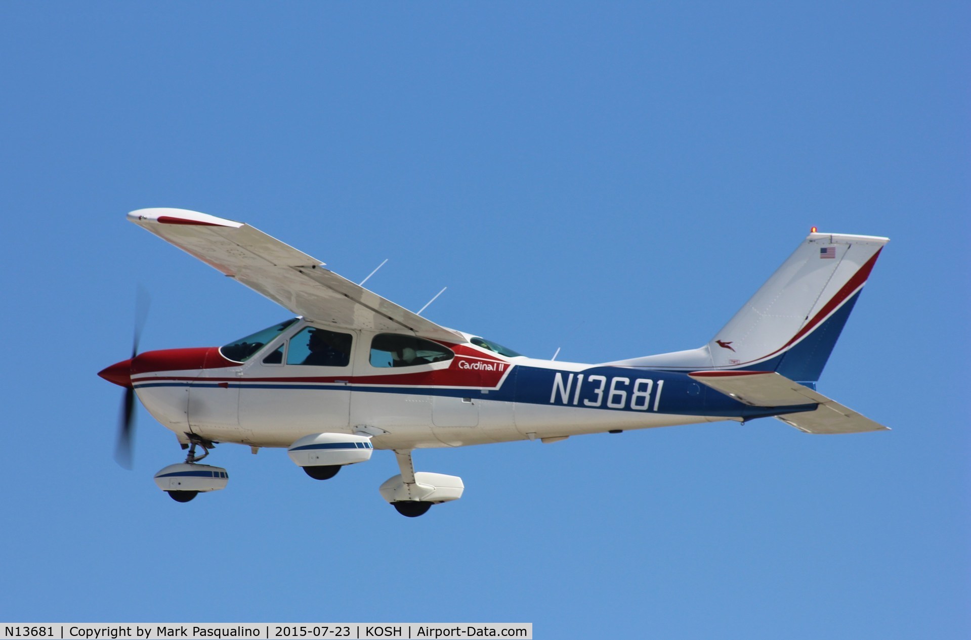 N13681, 1976 Cessna 177B Cardinal C/N 17702453, Cessna 177B