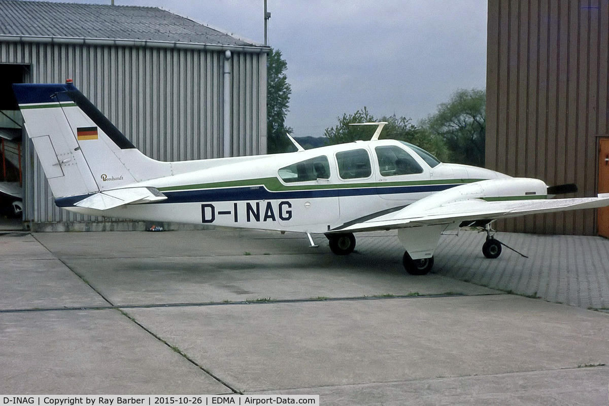 D-INAG, Beech 95-B55 Baron Baron C/N TC-1550, Beech 95-B55 Baron [TC-1550] Augsburg~D (Date unknown).From a slide.