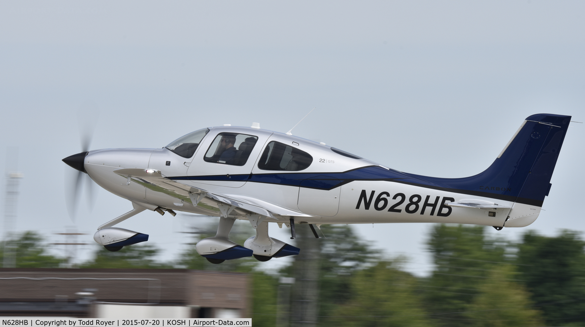 N628HB, 2015 Cirrus SR22 C/N 4167, Airventure 2015