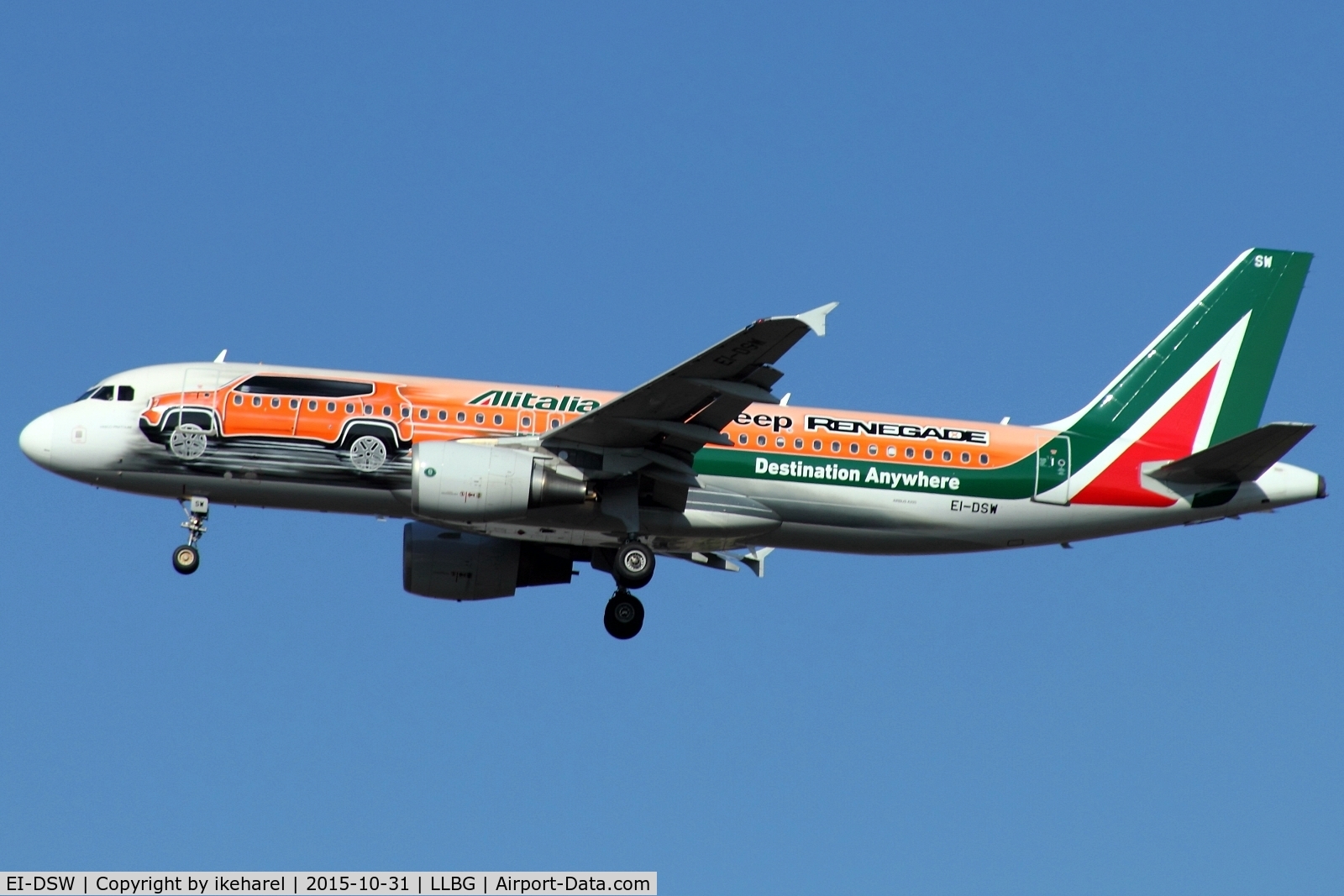 EI-DSW, 2008 Airbus A320-216 C/N 3609, Colorful livery for Alitalia. Flight from Roma, final on runway 30