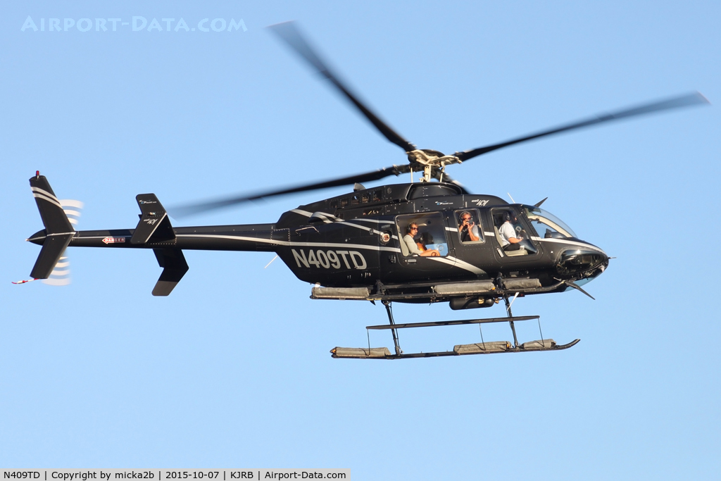 N409TD, 2006 Bell 407 C/N 53705, In flight