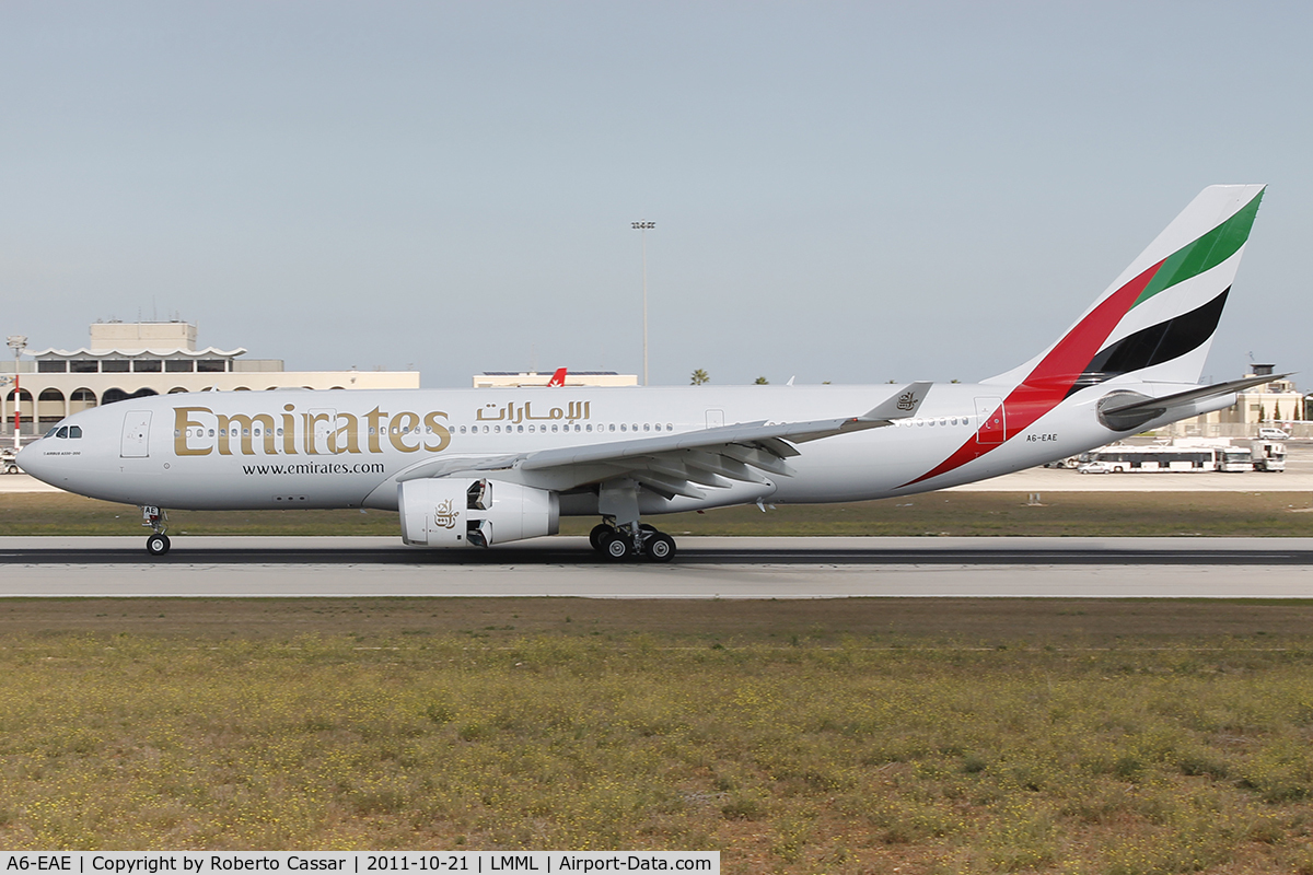 A6-EAE, 2001 Airbus A330-243 C/N 384, Runway 31