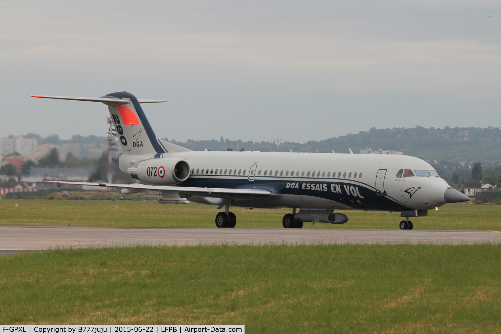 F-GPXL, 1990 Fokker 100 (F-28-0100) C/N 11290, at Le Bourget for SIAE 2015