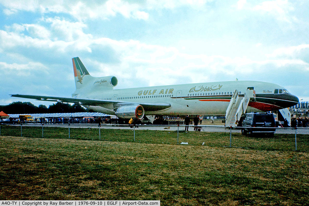 A4O-TY, 1976 Lockheed L-1011-385-1-15 TriStar 200 C/N 193U-1138, Lockheed L-1011 Tristar 200 [1138] (Gulf Air) Farnborough~G 10/09/1976. From a slide.