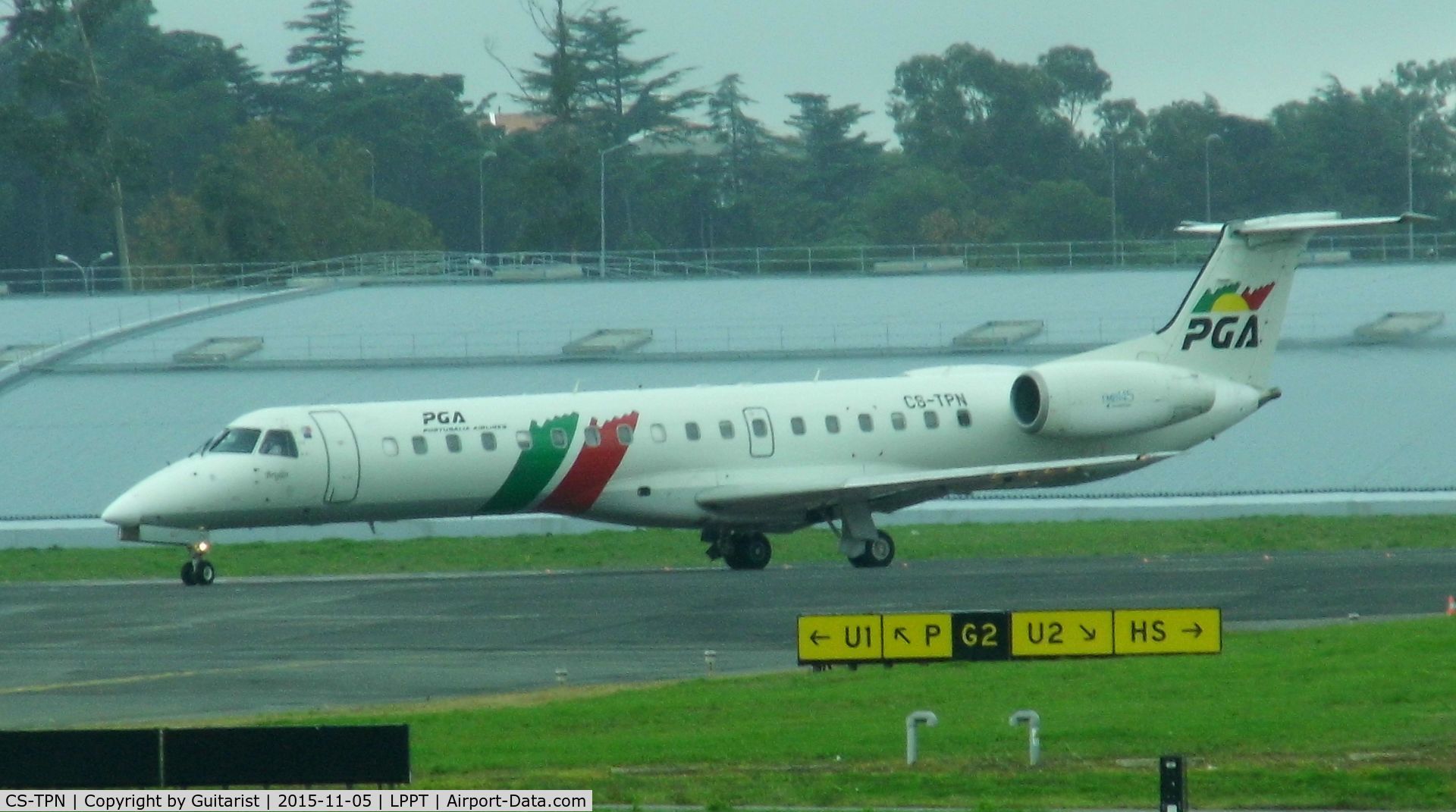 CS-TPN, 1998 Embraer EMB-145EP (ERJ-145EP) C/N 145099, At Lisbon