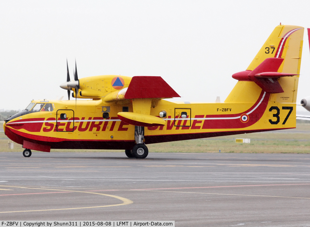 F-ZBFV, Canadair CL-215-6B11 CL-415 C/N 2013, Departing after refuelling...